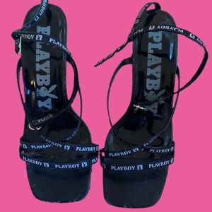 Dead stock vintage playboy heels